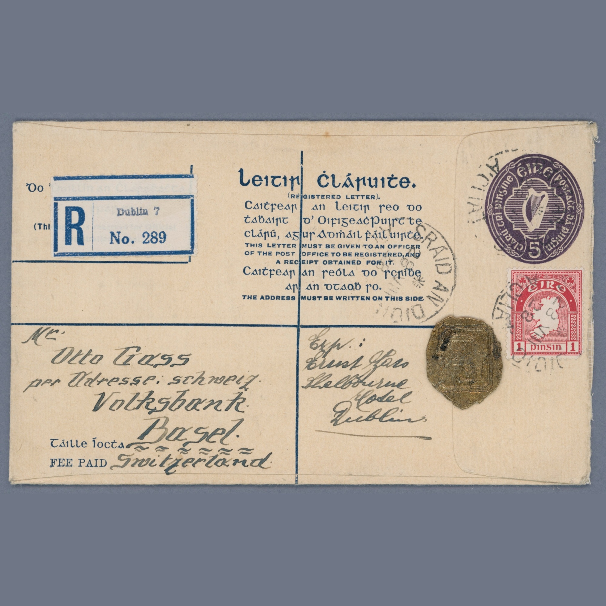 1928 Ireland - Registered postal stationery cover with additional postage sent to Switzerland, sealed with decorative gold wax seal